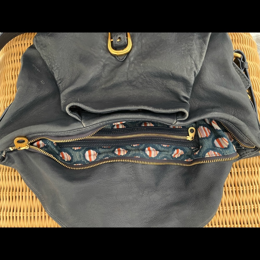 Marc Jacobs Navy Blue cross body/hobo bag - Picture 6 of 9